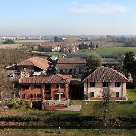 Bed and Breakfast Agriturismo Cascina Selva Ozzero Экстерьер фото
